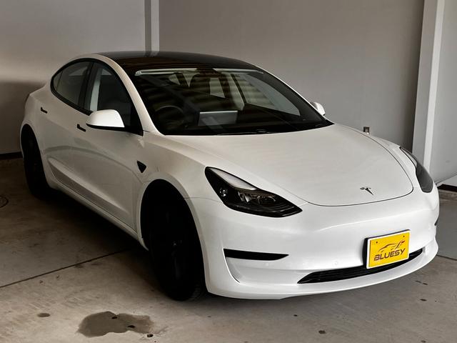 モデル3 スタンダードレンジプラス 2021年式・上海製造・Intel Atom・走行1万km・オートパイロット・パノラマガラスルーフ・純正ナビ・ヒートシーター・LEDオートライト・(4枚目)