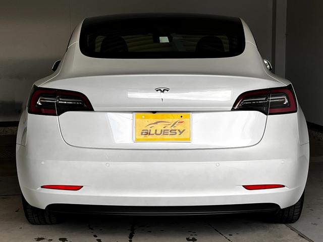 モデル3 スタンダードレンジプラス 2021年式・上海製造・Intel Atom・走行1万km・オートパイロット・パノラマガラスルーフ・純正ナビ・ヒートシーター・LEDオートライト・(16枚目)