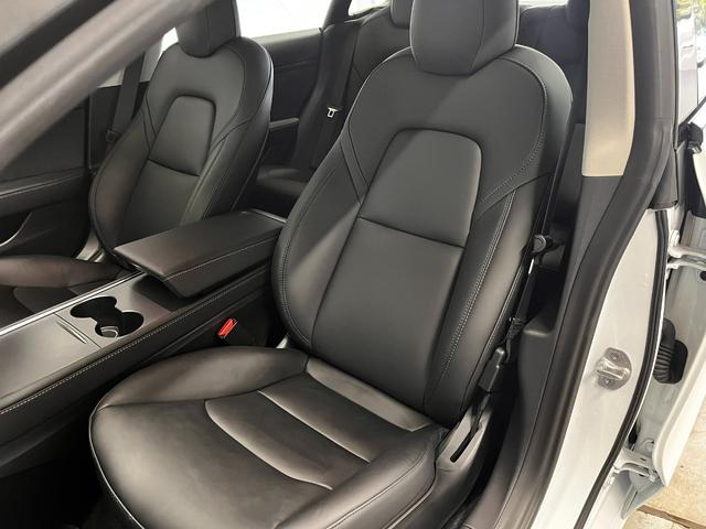 モデル3 スタンダードレンジプラス 2021年式・上海製造・Intel Atom・走行1万km・オートパイロット・パノラマガラスルーフ・純正ナビ・ヒートシーター・LEDオートライト・(25枚目)