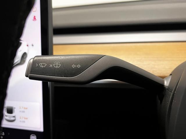 モデル3 スタンダードレンジプラス 2021年式・上海製造・Intel Atom・走行1万km・オートパイロット・パノラマガラスルーフ・純正ナビ・ヒートシーター・LEDオートライト・(31枚目)