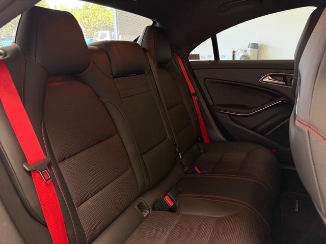 ＣＬＡクラス ＣＬＡ４５　ＡＭＧ　４マチック　レーダーセーフティＰＫＧ　純正ナビ　フルセグＴＶ　ＡＣＣ　ＢＳＭ　シートヒーター　２０２５ｙタイヤ　ドラレコ（12枚目）
