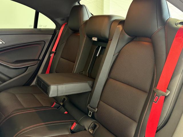 ＣＬＡクラス ＣＬＡ４５　ＡＭＧ　４マチック　レーダーセーフティＰＫＧ　純正ナビ　フルセグＴＶ　ＡＣＣ　ＢＳＭ　シートヒーター　２０２５ｙタイヤ　ドラレコ（19枚目）