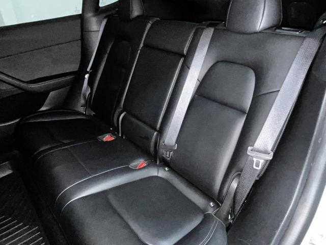 �㕔���Ȃɂ��h�����N�z���_�[�����ł��I