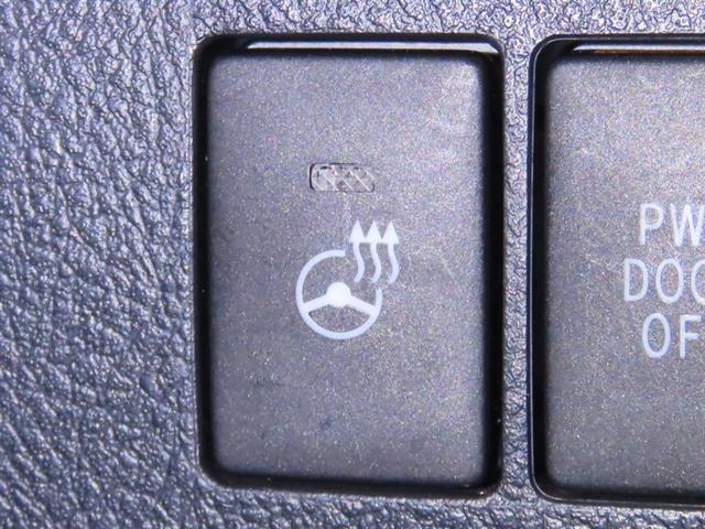 アルファード ２．５Ｓ　Ｃパッケージ　ムーンルーフ　モデリスタ製フルエアロ　メモリーナビ　フルセグＴＶ　ＣＤＤＶＤ再生　後席モニター　シートヒーター＆ベンチレーション　両側電動スライドドア　パワーバックドア　衝突回避軽減ブレーキ（6枚目）