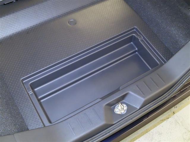 ルーミー カスタムＧ　衝突回避軽減ブレーキ　踏み間違い制御装置　車線逸脱警報　オートハイビーム　バックモニター　ＥＴＣ　両側電動スライドドア　ＬＥＤヘッドランプ　ディスプレイオーディオ　フルセグＴＶ　メディアプレイヤー接続（33枚目）