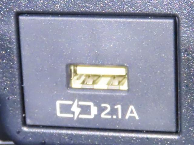 カローラ ハイブリッド ダブルバイビー 衝突回避軽減ブレーキ 踏み間違い制御装置 車線逸脱警報 オートハイビーム ブラインドモニター バックモニター ETC LEDヘッドランプ シートヒーター メモリーナビ フルセグTV CDDVD再生(25枚目)