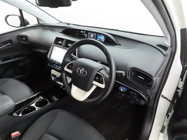 プリウス Sセーフティプラス 衝突軽減ブレーキ 踏み間違い制御装置 車線逸脱警報 オートハイビーム ドライブレコーダー バックモニター ETC メモリーナビ フルセグTV CDDVD再生 Bluetooth クルーズコントロール(7枚目)