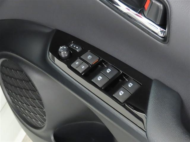 プリウス Sセーフティプラス 衝突軽減ブレーキ 踏み間違い制御装置 車線逸脱警報 オートハイビーム ドライブレコーダー バックモニター ETC メモリーナビ フルセグTV CDDVD再生 Bluetooth クルーズコントロール(10枚目)