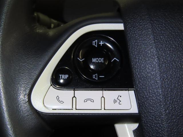 プリウス Sセーフティプラス 衝突軽減ブレーキ 踏み間違い制御装置 車線逸脱警報 オートハイビーム ドライブレコーダー バックモニター ETC メモリーナビ フルセグTV CDDVD再生 Bluetooth クルーズコントロール(26枚目)