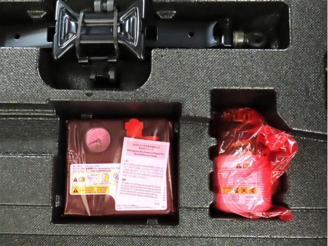 プリウス Sセーフティプラス 衝突軽減ブレーキ 踏み間違い制御装置 車線逸脱警報 オートハイビーム ドライブレコーダー バックモニター ETC メモリーナビ フルセグTV CDDVD再生 Bluetooth クルーズコントロール(38枚目)