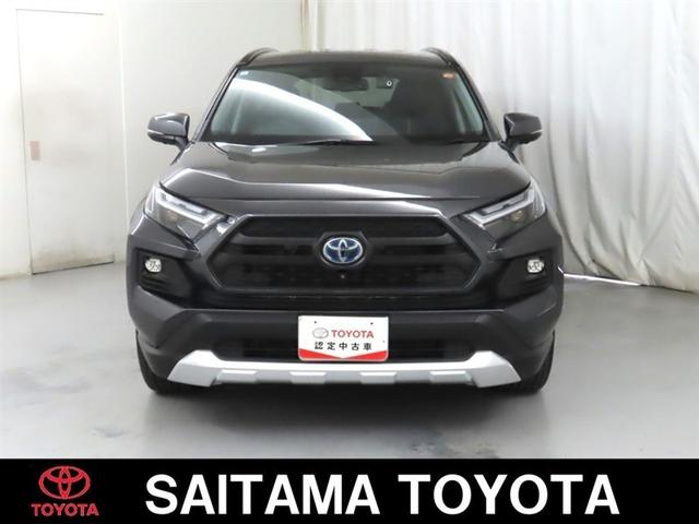 RAV4 ハイブリッドアドベンチャー メモリーナビ フルセグTV メディアプレイヤー接続 パノラミックビューモニター シートヒーター&ベンチレーション 衝突回避軽減ブレーキ 踏み間違い制御装置 車線逸脱警報 オートハイビーム 4WD(11枚目)