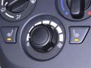 運転席と助手席にシートヒーターを装備しております。