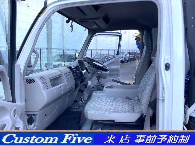 デュトロ 　重機運搬車　３段クレーン　積載３．５トン　吊荷重２．９３トン　ラジコン付　検８年１１月　４トン　中型（16枚目）