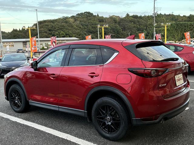 ＣＸ－５ ２５Ｓ　Ｌパッケージ　純正ＳＤナビラジオＢｌｕｅｔｏｏｔｈＵＳＢＣＤＤＶＤＦ・ＲシートヒータステアリングヒータープッシュスタートオートＷエアコンバックカメラステリモクルーズコントロールオートライトパワーゲートスマートキー（10枚目）