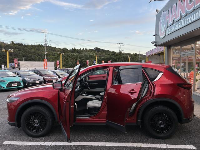 ＣＸ－５ ２５Ｓ　Ｌパッケージ　純正ＳＤナビラジオＢｌｕｅｔｏｏｔｈＵＳＢＣＤＤＶＤＦ・ＲシートヒータステアリングヒータープッシュスタートオートＷエアコンバックカメラステリモクルーズコントロールオートライトパワーゲートスマートキー（12枚目）