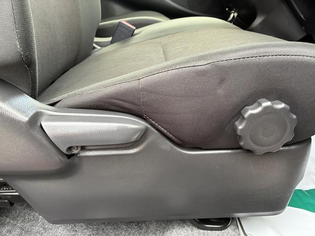 デイズ ハイウェイスター　Ｘ　純正ＨＤＤナビ・フルセグ・Ｂｌｕｅｔｏｏｔｈ・全方位カメラ・ＣＤ・ＵＳＢ・ＡＭ／ＦＭ・オートエアコン・プッシュスタート・アイスト・電格ミラー・オートライト・スマートキー・衝突軽減ブレーキ・横滑り防止（20枚目）