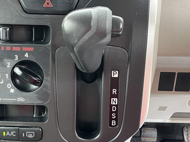 タント L ケンウッド社CDラジオデッキ・USB・ETC・マニュアルエアコン・シガーソケット・アイドリングストップ・光軸調整・電動格納ドアミラー・両側スライドドア・パワーウィンドウ・キーレスエントリー(35枚目)