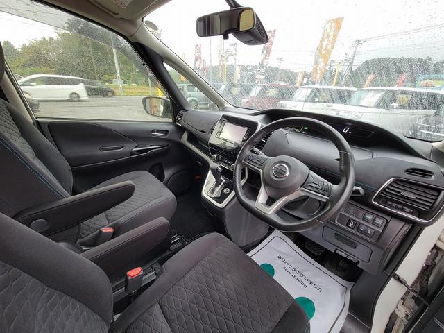 セレナ ライダー Vセレクション 純正SDナビUSBSDラジオフルセグテレビBluetoothCDDVDアラウンドビューモニタープッシュスタートオートエアコンステアリングスイッチクルコン衝突被害軽減サポート横滑りアイスト自動駐車ETC(26枚目)