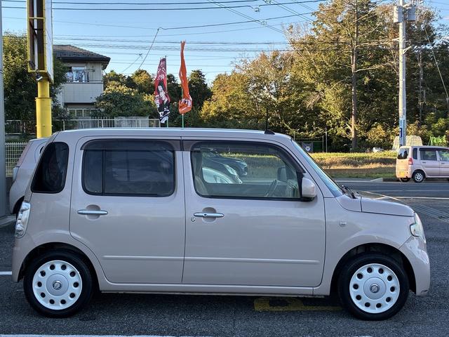 ミラココア ココアＸ　純正ＣＤラジオデッキオートエアコンシガーソケットアイドリングストップ光軸調整電動格納ドアミラースマートキーパワーウィンドウＣＶＴベンチシートキーレスエントリー（7枚目）