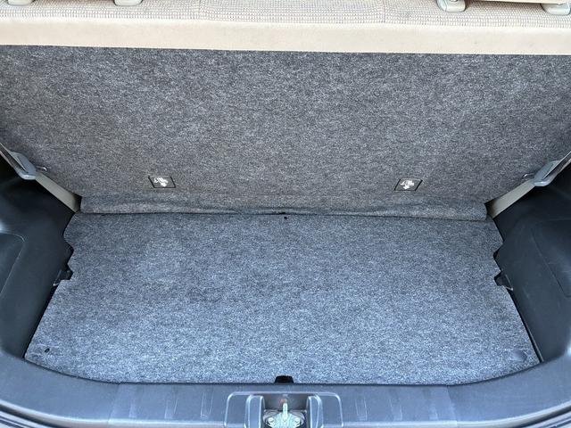 ミラココア ココアＸ　純正ＣＤラジオデッキオートエアコンシガーソケットアイドリングストップ光軸調整電動格納ドアミラースマートキーパワーウィンドウＣＶＴベンチシートキーレスエントリー（17枚目）