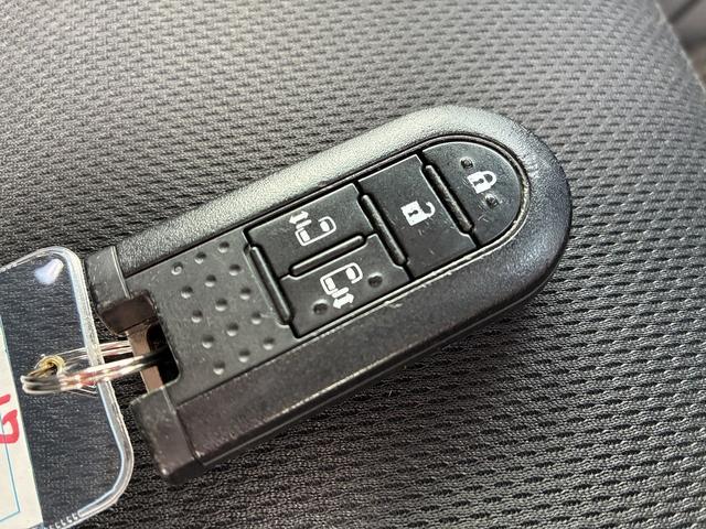 タンク カスタムG-T 純正SDナビ・フルセグ・Bluetooth・全方位カメラ・CD・DVD・SD・両側電動スライドドア・F席シートヒーター・ステリモ・クルコン・ETC・オートエアコン・オートライト・フォグ・スマートキー(48枚目)