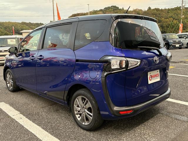 シエンタ Ｘ　純正ＳＤナビ・フルセグ・Ｂｌｕｅｔｏｏｔｈ・全方位カメラ・ＣＤ・ＤＶＤ・ＵＳＢ・ステリモ・左側パワースライド・ＥＴＣ・スマートキー・アイドリングストップ・横滑り防止装置・光軸調整・電動格納ドアミラー（10枚目）