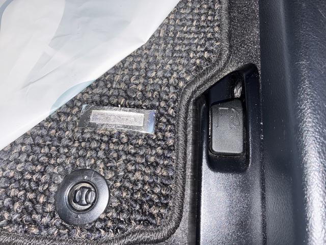 シエンタ Ｘ　純正ＳＤナビ・フルセグ・Ｂｌｕｅｔｏｏｔｈ・全方位カメラ・ＣＤ・ＤＶＤ・ＵＳＢ・ステリモ・左側パワースライド・ＥＴＣ・スマートキー・アイドリングストップ・横滑り防止装置・光軸調整・電動格納ドアミラー（46枚目）