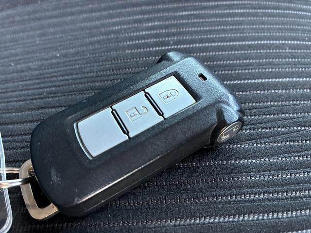 デイズルークス ハイウェイスター　Ｘ　Ｇパッケージ　純正ＳＤナビフルセグテレビＢｌｕｅｔｏｏｔｈＣＤＤＶＤＳＤアラウンドビューモニタープッシュスタートオートエアコンステアリングスイッチアイドリングストップ両側電動スライドドアＥＴＣオートライトスマートキ（46枚目）