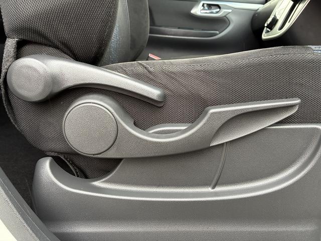 ムーヴ カスタム　Ｘ　ケンウッドＨＤＤナビＳＤＣＤＤＶＤフルセグテレビラジオＢｌｕｅｔｏｏｔｈバックカメラオートエアコンＥＴＣステアリングスイッチオートライトフォグランププッシュスタートアイドリングストップスマートキー（22枚目）