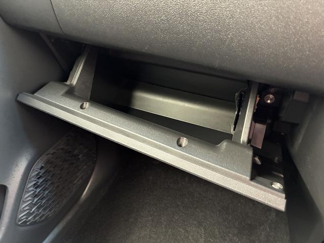 ムーヴ カスタム　Ｘ　ケンウッドＨＤＤナビＳＤＣＤＤＶＤフルセグテレビラジオＢｌｕｅｔｏｏｔｈバックカメラオートエアコンＥＴＣステアリングスイッチオートライトフォグランププッシュスタートアイドリングストップスマートキー（26枚目）