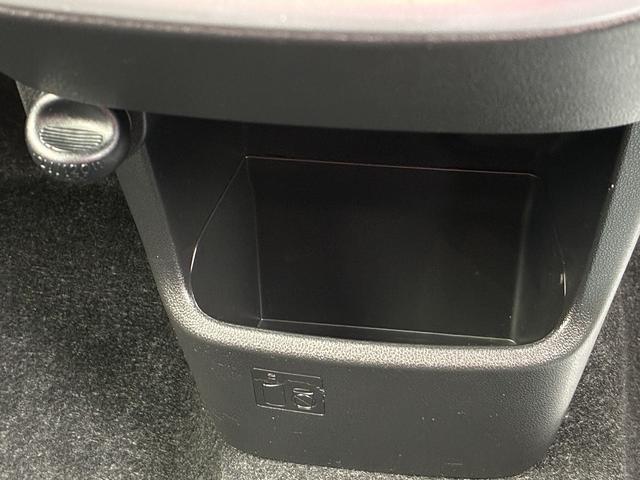 ムーヴ カスタム　Ｘ　ケンウッドＨＤＤナビＳＤＣＤＤＶＤフルセグテレビラジオＢｌｕｅｔｏｏｔｈバックカメラオートエアコンＥＴＣステアリングスイッチオートライトフォグランププッシュスタートアイドリングストップスマートキー（36枚目）