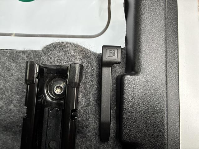 アルト Ｌ　純正ＣＤラジオデッキＡＵＸマニュアルエアコン右シートヒータシガーソケットキーレスエントリー衝突被害軽減サポートアイドリングストップ横滑り防止光軸調整（46枚目）