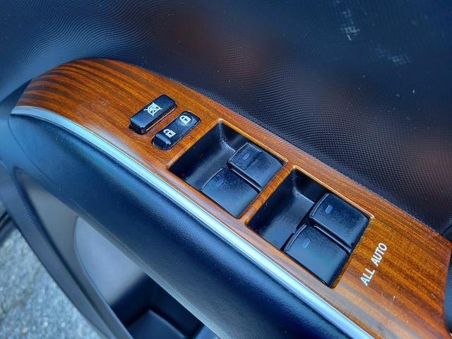 エスティマ アエラス プレミアム-G 純SDナビ・フルセグ・Bluetooth・CD・DVD・SD・バックカメラ・F席シートヒーター・両側電動スライド・オートライト・ドラレコ・クルコン・ステリモ・衝突軽減ブレーキ・スマートキー電動Rゲート(27枚目)