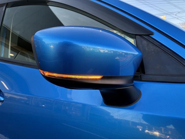 デミオ 15MB 純正CD,ラジオデッキ・USB・AUX・マニュアルエアコン・ステアリングリモコン・ETC・プッシュスタート・アイドリングストップ・横滑り防止・光軸調整・電動格納ドアミラー・スマートキー(53枚目)