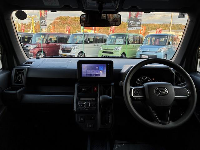 タフト X ケンウッドHDDナビSDCDDVDワンセグテレビBluetoothバックカメラステアリングスイッチオートエアコンオートライトフォグランププッシュスタート衝突被害軽減サポートPアシストスマートキー(3枚目)