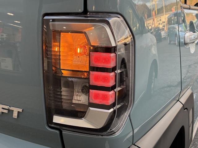 タフト X ケンウッドHDDナビSDCDDVDワンセグテレビBluetoothバックカメラステアリングスイッチオートエアコンオートライトフォグランププッシュスタート衝突被害軽減サポートPアシストスマートキー(53枚目)