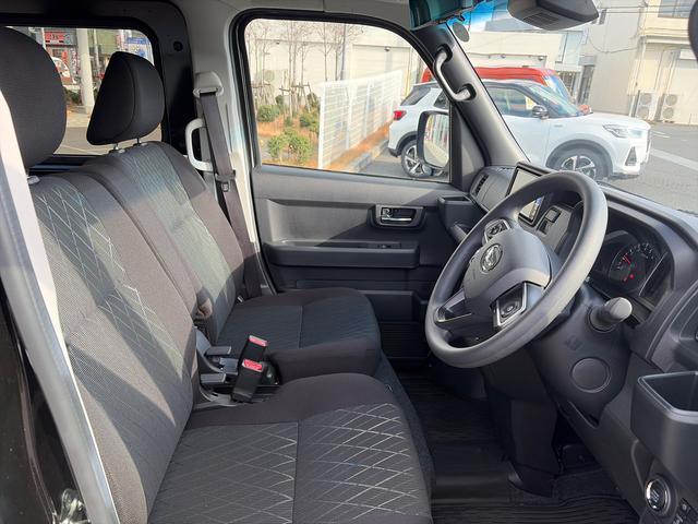 アトレー RS 両側パワスラドア ナビ プッシュスタートエンジン 当社社用車UP 1年保証走行距離無制限 新車保障継承 車検R9.6 純正フルセグナビ DVD CD BTオーディオ フルセグTV バックカメラ 禁煙車 スマアシ 前後コーナーセンサー 両側パワスラドア(8枚目)