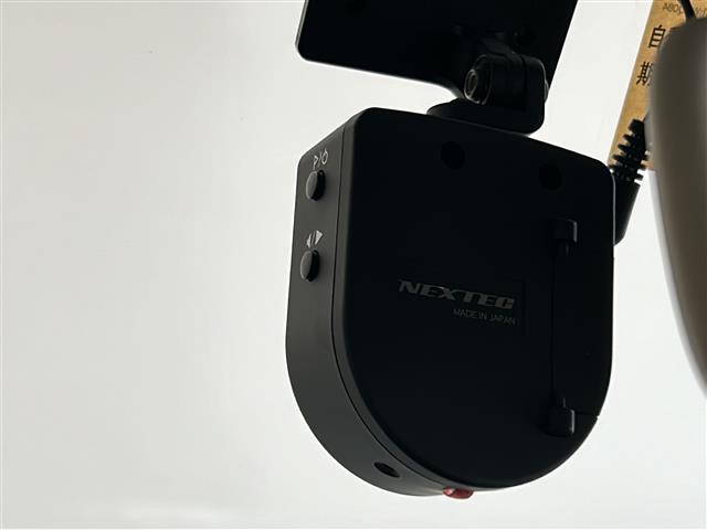 パジェロミニ ＶＲ　４ＷＤ　ＳＤナビ　ワンセグＴＶ　Ｂｌｕｅｔｏｏｔｈ　ＤＶＤ再生機能　Ｄ席シートヒーター　リモコンキー　スペアキー　ドライブレコーダー　純正フロアマット　　純正ＡＷ（17枚目）