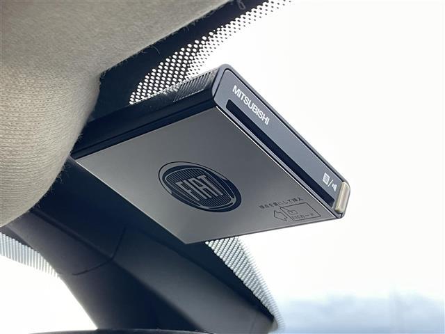 ５００ １．４　１６Ｖ　スポーツ　ＣＤ　ＥＴＣ　半革シート　ステアリングスイッチ　リモコンキー　　純正１５インチアルミホイール　社外１４インチＡＷ冬タイヤ車載（5枚目）