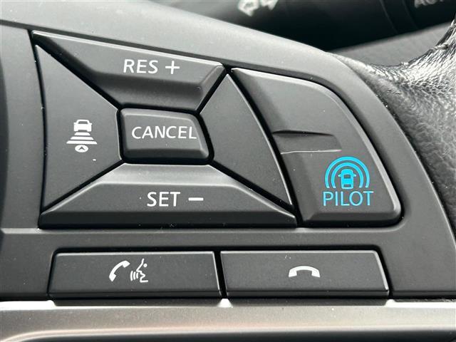 エクストレイル ２０Ｘｉ　プロパイロット　純正ナビ　フルセグ　ＢＴ　全周囲Ｃ　電動リアゲート　デジタルインナーミラー　カプロンシート　全席シートヒーター　ＥＴＣ　オートＬＥＤライト　フォグランプ　純正１８ＡＷ　スマートキー（9枚目）
