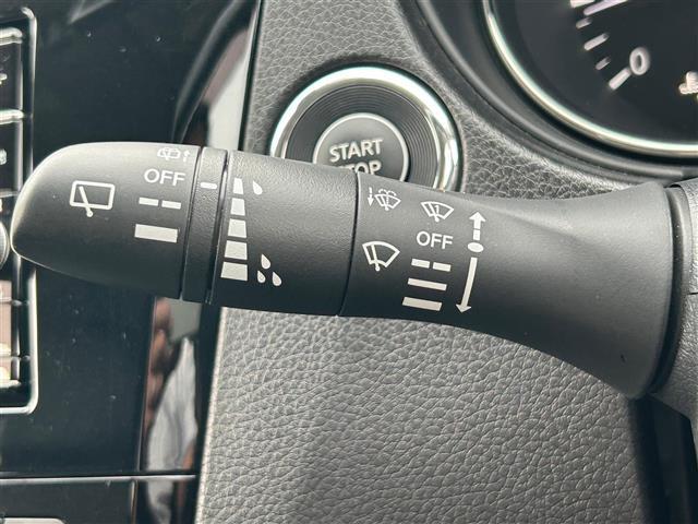 エクストレイル ２０Ｘｉ　プロパイロット　純正ナビ　フルセグ　ＢＴ　全周囲Ｃ　電動リアゲート　デジタルインナーミラー　カプロンシート　全席シートヒーター　ＥＴＣ　オートＬＥＤライト　フォグランプ　純正１８ＡＷ　スマートキー（10枚目）