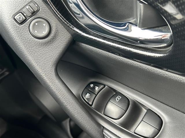 エクストレイル ２０Ｘｉ　プロパイロット　純正ナビ　フルセグ　ＢＴ　全周囲Ｃ　電動リアゲート　デジタルインナーミラー　カプロンシート　全席シートヒーター　ＥＴＣ　オートＬＥＤライト　フォグランプ　純正１８ＡＷ　スマートキー（20枚目）
