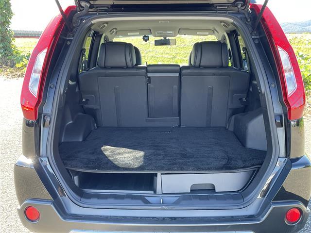 エクストレイル ２０Ｘｔｔ　ブラック　エクストリーマーＸ　４ＷＤ　社外８インチＳＤナビ　ＶＩＥ－Ｘ００８　ＣＤ　ＤＶＤ　ＢＴ　フルセグテレビ　バックカメラ　ＥＴＣ　ドライブレコーダー　クルーズコントロール　革シート　シートヒーター（20枚目）