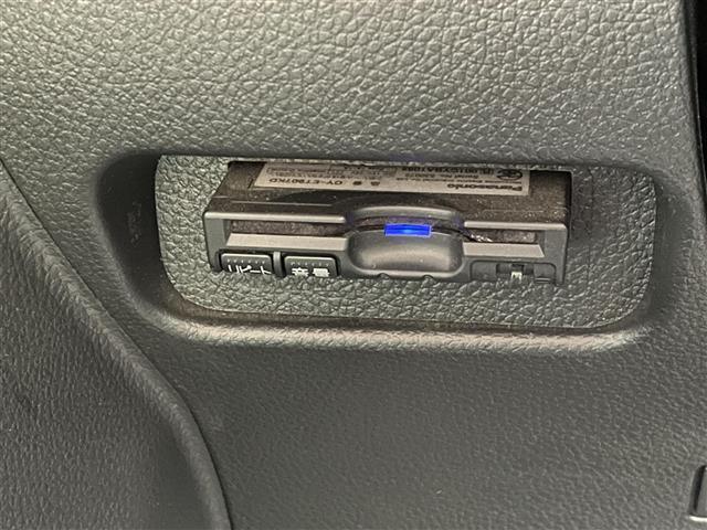 エクストレイル ２０ＧＴ　４ＷＤ　純正ＨＤＤナビ　ＨＳ３１０－Ａ　ＣＤ　ＤＶＤ　ＢＴ　ワンセグテレビ　ミュージックサーバー　バックカメラ　ＥＴＣ　クルーズコントロール　スマートキー　キセノンヘッドライト（7枚目）