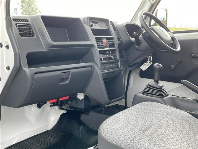 キャリイトラック KCエアコン・パワステ 4WD カーラジオ パワーステアリング 三方開(11枚目)