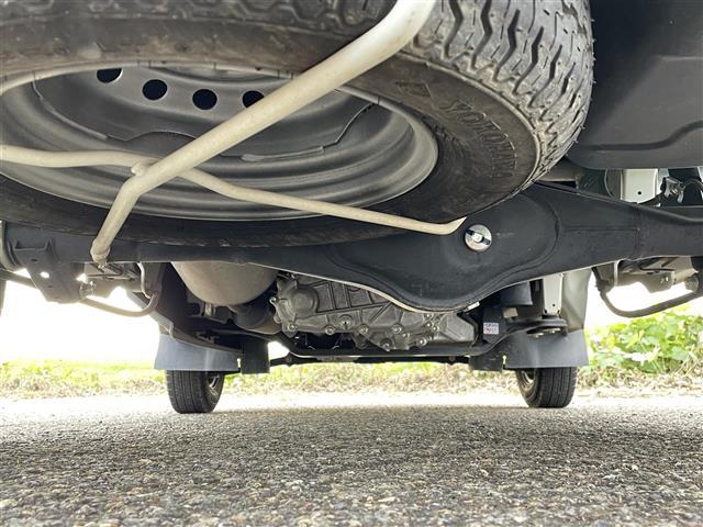 キャリイトラック KCエアコン・パワステ 4WD カーラジオ パワーステアリング 三方開(24枚目)