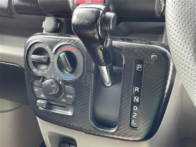 NV100クリッパーバン GX 4WD 社外SDナビ CN-HE01WD CD DVD BT フルセグテレビ バックカメラ ETC ドライブレコーダー 衝突被害軽減ブレーキ レーンキープアシスト(12枚目)