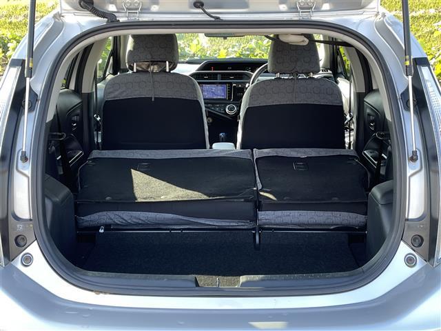 アクア G 純正SDナビ NSCP-W64 CD BT ワンセグテレビ バックカメラ ETC クルーズコントロール ステアリングスイッチ リモコンキー 純正15インチアルミホイール(19枚目)