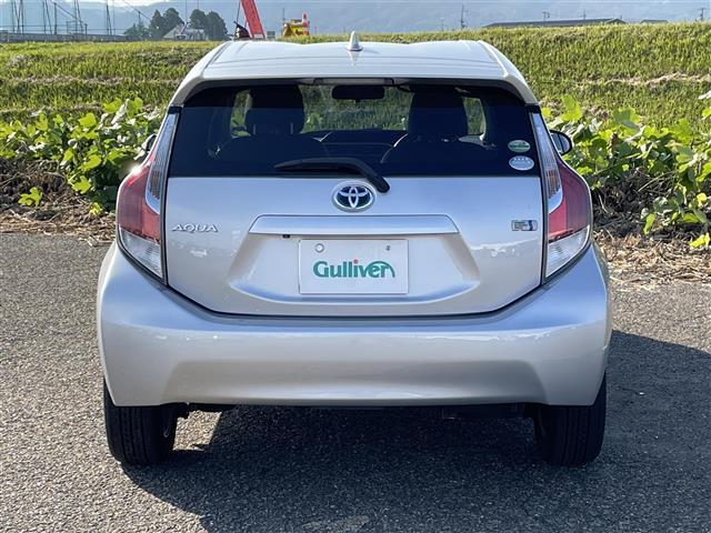 アクア G 純正SDナビ NSCP-W64 CD BT ワンセグテレビ バックカメラ ETC クルーズコントロール ステアリングスイッチ リモコンキー 純正15インチアルミホイール(30枚目)