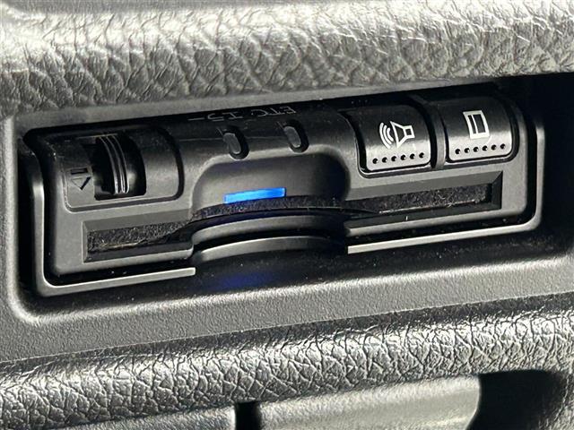 エクストレイル 20Xi 純正9インチナビ アラウンドビューモニター プロパイロット パワーバックドア LEDライト シートヒーター 純正18インチAW ステアリングリモコン ダウンヒルアシスト ETC スマートキー 禁煙車(14枚目)